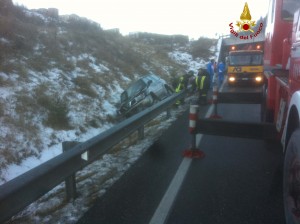 foto 3.pdnlogo
