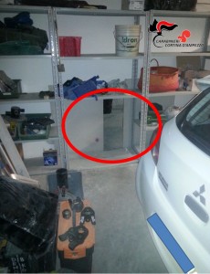 160410 accesso nascosto garage (pannelli mobili)