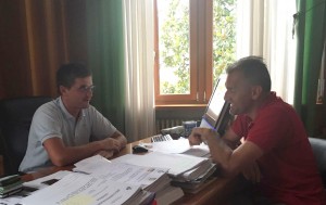 L'incontro fra il deputato bellunese Roger De Menech ed il sindaco di Sedico Stefano Deon