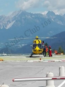 L'eliambulanza del Suem 118 nella base di Pieve di Cadore