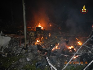 incendio-roulotte-ronce_belluno-1