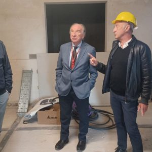 Ulss Dolomiti: la visita del Commissario Dal Ben a Cortina, soluzione per la sostituzione della dottoressa Bosco e sopralluogo al cantiere del Codivilla.