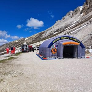 Giro d’Italia nelle Dolomiti: promossa anche l’assistenza sanitaria, impegnati 126 uomini e 35 mezzi. Oggi soccorse 8 persone.
